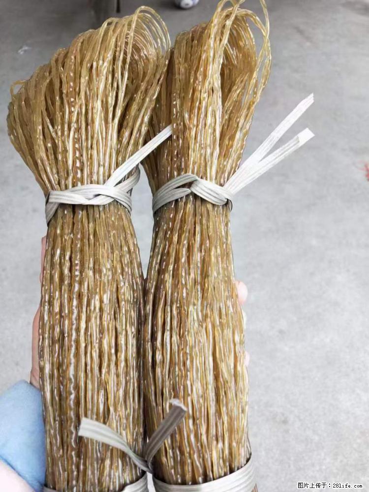【灌阳正宗红薯粉】美女家里自己做的,干净卫生,假一赔十,价格合理,抢购电话:13737312895 - 土特产 - 饮食特产 - 吐鲁番分类信息 - 吐鲁番28生活网 tlf.28life.com